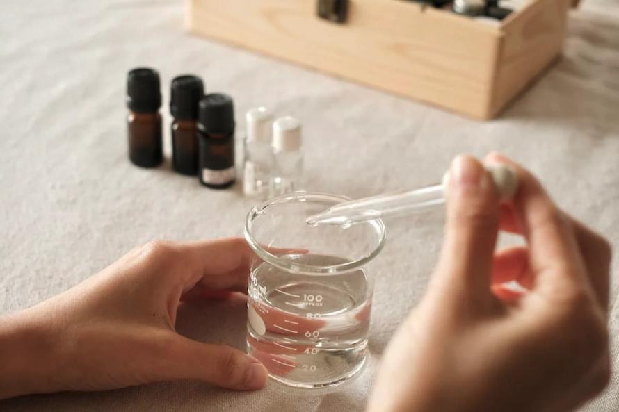 アウトドアスプレー (ディート、アルコール不使用)